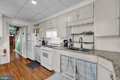 314 Summit Ave, West Reading, PA 19611 - photo 7