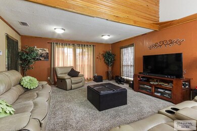 902 W Sugar Cane Dr, Weslaco, TX 78599 - photo 6