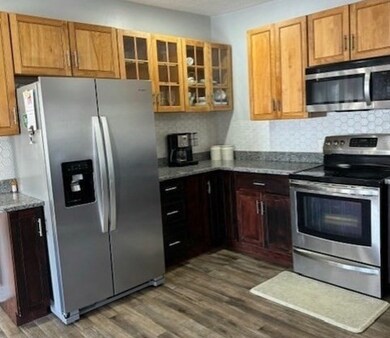 121 Cross St, Lawrence, MA 01841 - photo 4