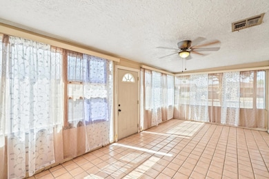 8081 Carpenter Dr, El Paso, TX 79915 - photo 6