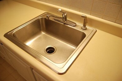 1 Greenbriar Dr unit 303, North Reading, MA 01864 - photo 7