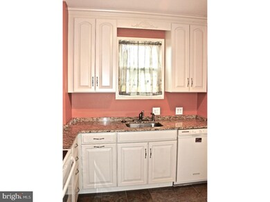 214 S Warner St, Woodbury, NJ 08096 - photo 5