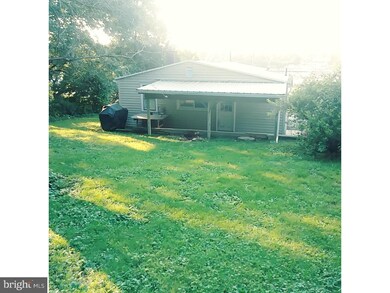 918 Upland Ave, Reading, PA 19607 - photo 5