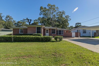 1211 Glen Laura Rd, Jacksonville, FL 32205 - photo 2