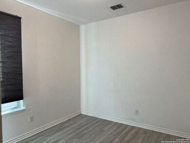 1002 Galapagos, San Antonio, TX 78214 - photo 7