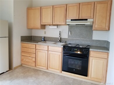 904 Crystal Springs Rd NW, Yelm, WA 98597 - photo 5