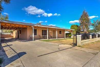 1758 E Pecan Rd-7
