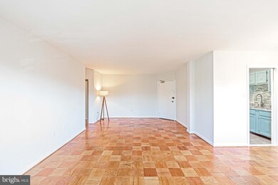 The Lancaster unit 505, Arlington, VA 22204 - photo 3