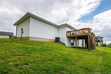 487 Clara Lee Ct, New Albany, IN 47150 - photo 6