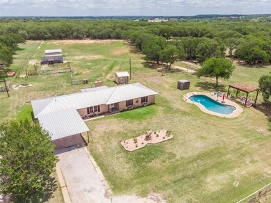 6813 Anns Ln, Weatherford, TX 76085 - photo 4