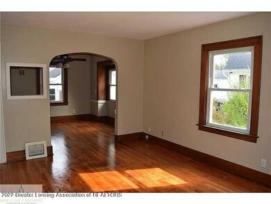 1819 Fletcher St, Lansing, MI 48910 - photo 2