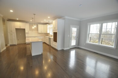 8 Carole Way, Danvers, MA 01923 - photo 2