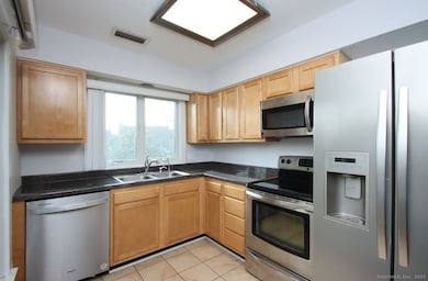 3 Pilgrim Harbor unit C, Wallingford, CT 06492 - photo 5