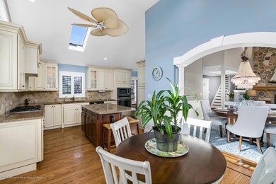 9 Ellis Ct Monmouth Beach NJ-large-003-0