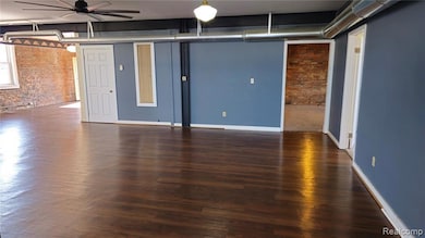 1104 4th St, Port Huron, MI 48060 - photo 4