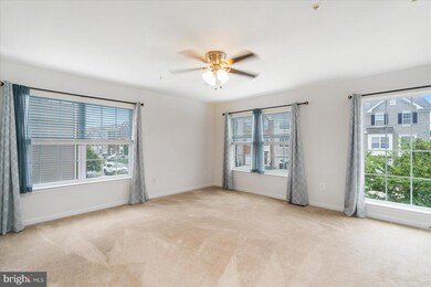 8511 Stansbury Lake Dr, Baltimore, MD 21222 - photo 2