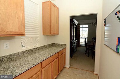 23117 Mistflower Dr, Clarksburg, MD 20871 - photo 4