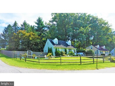 44 Fahnestock Rd, Malvern, PA 19355 - photo 2