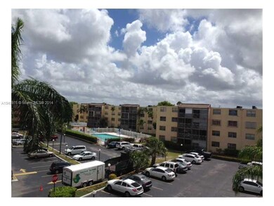 Swimming Pool/Hot Tub/Sauna