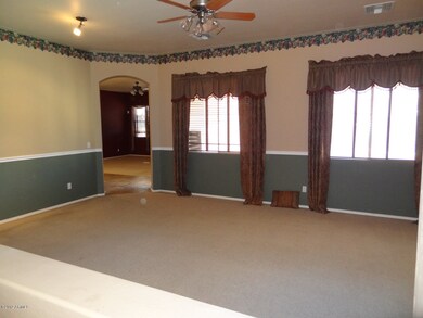 Living or Dining Room