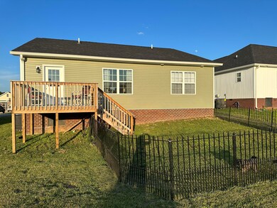 113 Sawgrass Ln, Harrodsburg, KY 40330 - photo 2