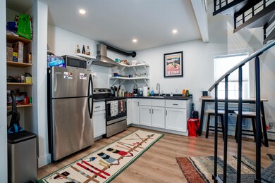 1457 Mountain Rd unit 2, Stowe, VT 05672 - photo 5