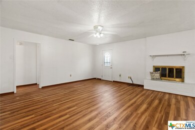 1004 Deorsam Dr, Copperas Cove, TX 76522 - photo 4