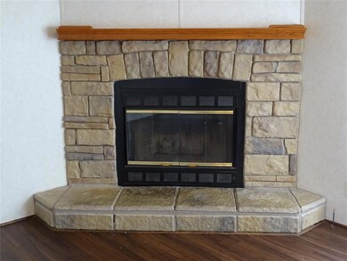 178 Pondview Dr, Decatur, TX 76234 - photo 4