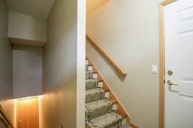 126 Elliott Ln, Oregon, WI 53575 - photo 4