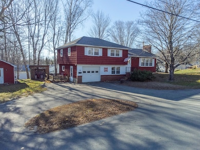 102 Connecticut Ave, Millinocket, ME 04462 - photo 2