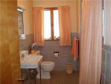 Bathroom Ceramic tile bathroom