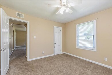 4420 Hickman Rd, Des Moines, IA 50310 - photo 6