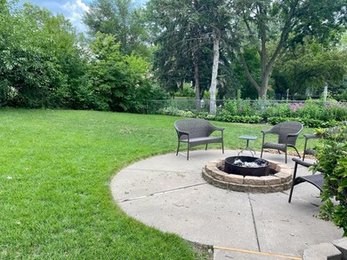 11767 Narcissus St NW, Coon Rapids, MN 55433 - photo 5