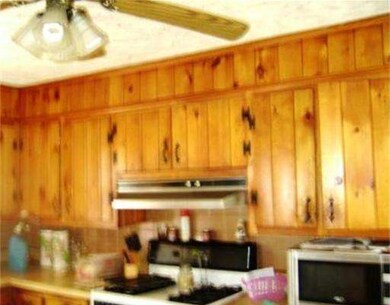 95 Eudora St, Haverhill, MA 01832 - photo 5