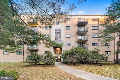 Haverford Hill Condominium unit K52, Havertown, PA 19083 - photo 2