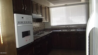 2063 E Aspen Dr, Tempe, AZ 85282 - photo 4