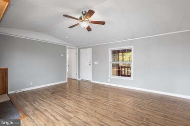 8411 Granite Springs Rd, Spotsylvania, VA 22551 - photo 6