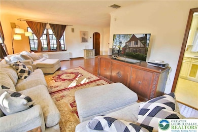 737 N 27th St, Allentown, PA 18104 - photo 5