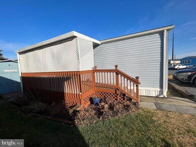 11 Penn Court Dr, Mount Joy, PA 17552 - photo 4