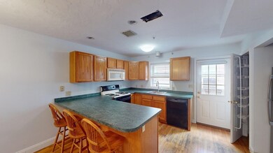 122 W 7th St unit D, Boston, MA 02127 - photo 3