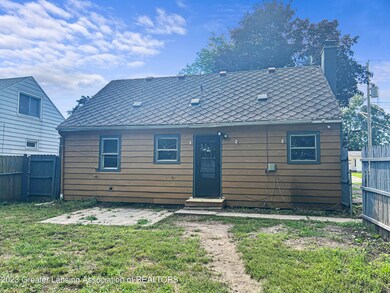 6041 Hughes Rd, Lansing, MI 48911 - photo 4