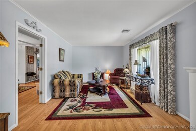 6630 E 57th St, Tulsa, OK 74145 - photo 4