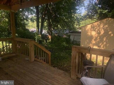 12233 Bluhill Rd, Silver Spring, MD 20902 - photo 4