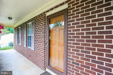 25 Blackburn Ct, Burtonsville, MD 20866 - photo 4
