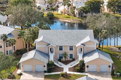 Lakefront Coach home, only 4 per building, lives l