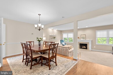 5806 Tudor Ln, Rockville, MD 20852 - photo 3