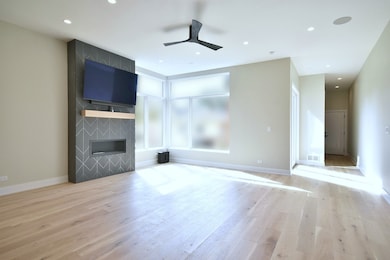 256 N Addison Ave, Elmhurst, IL 60126 - photo 6