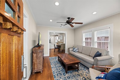 1715 Blount St, Houston, TX 77008 - photo 4