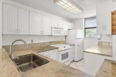 Palm Beach Harbour Club unit 107, Palm Beach, FL 33480 - photo 5