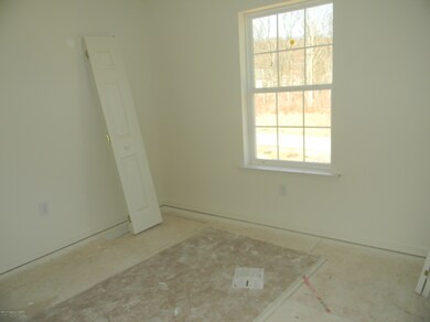 19 Nicholas Court Dr, Drums, PA 18222 - photo 4